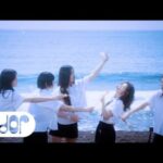 NewJeans (뉴진스) ‘Bubble Gum’ Official MV