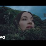 Kacey Musgraves – Deeper Well (Official Music Video)